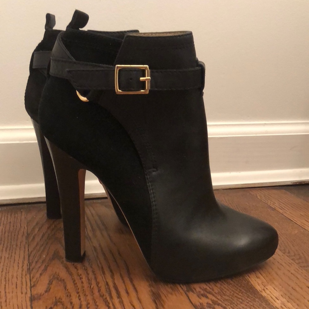 Diane Von Furstenberg Booties- LIKE NEW!
